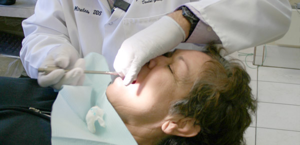 Salinas Dentist Dr. Ernesto Mireles